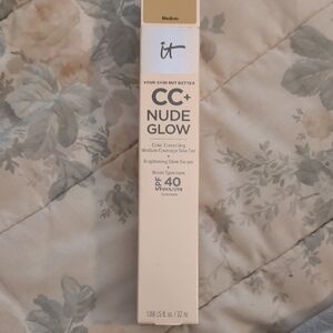 IT Cosmetics CC+ Nude Glow Medium Coverage Skin Tint